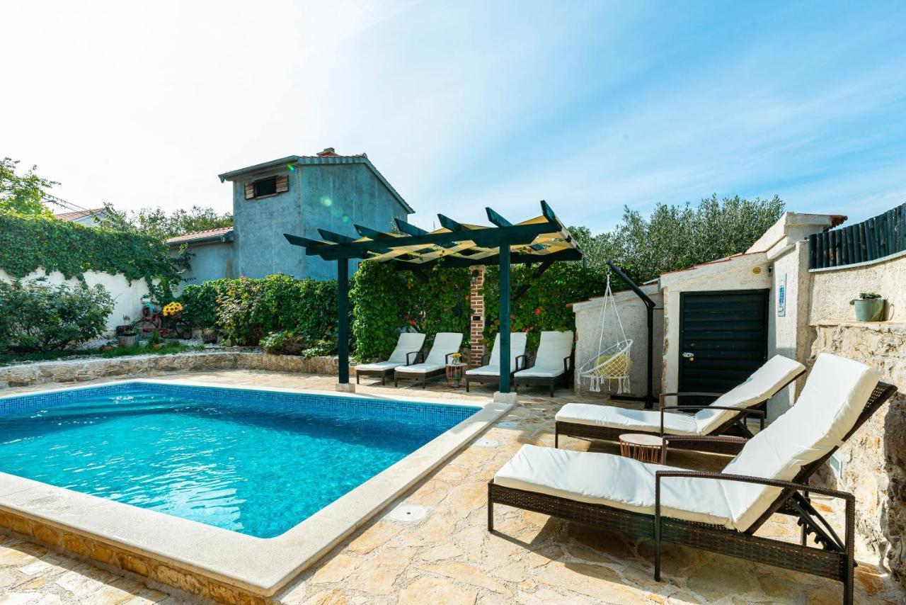 Villa Mia Sukosan Exterior photo