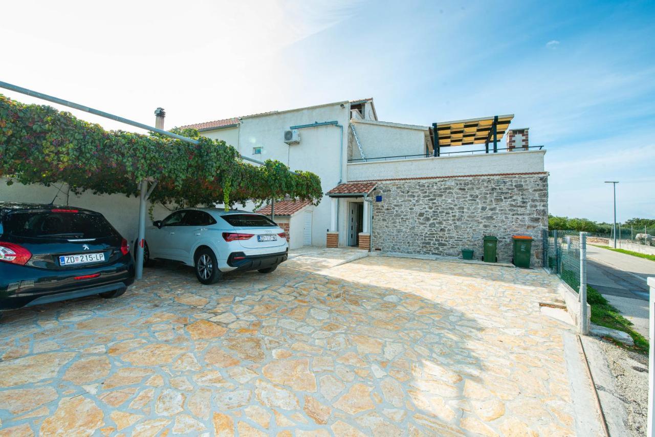 Villa Mia Sukosan Exterior photo